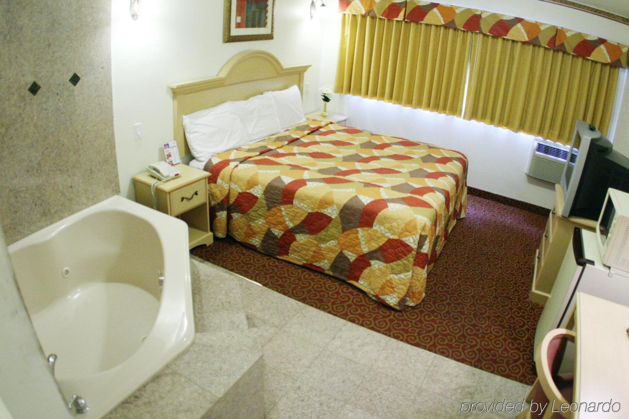 Hotel Xilo Glendale Habitación foto